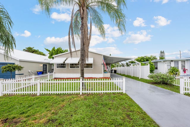 2 of 36 - 8199 Se Eagle Avenue, Hobe Sound, FL