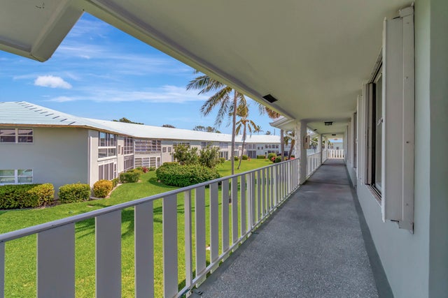 4 of 52 - 5540 N Ocean Boulevard #204, Ocean Ridge, FL