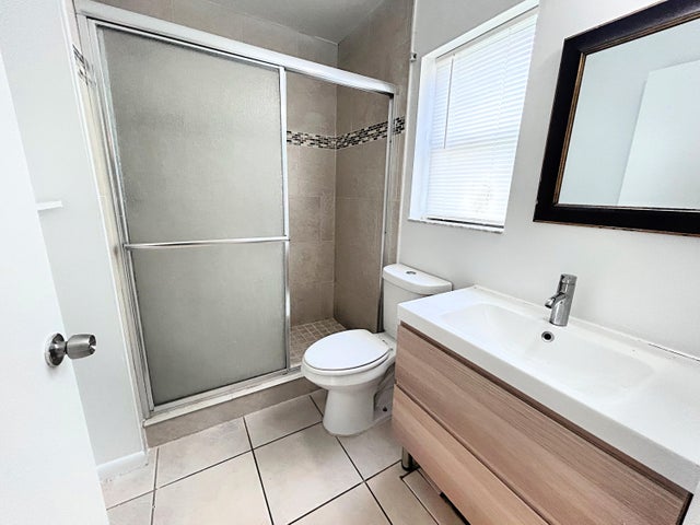 5 of 10 - 22 Crossings Circle #d, Boynton Beach, FL