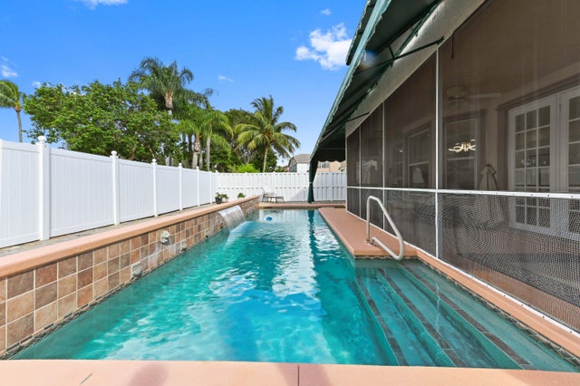 2 of 52 - 2503 Glendale Drive, Royal Palm Beach, FL