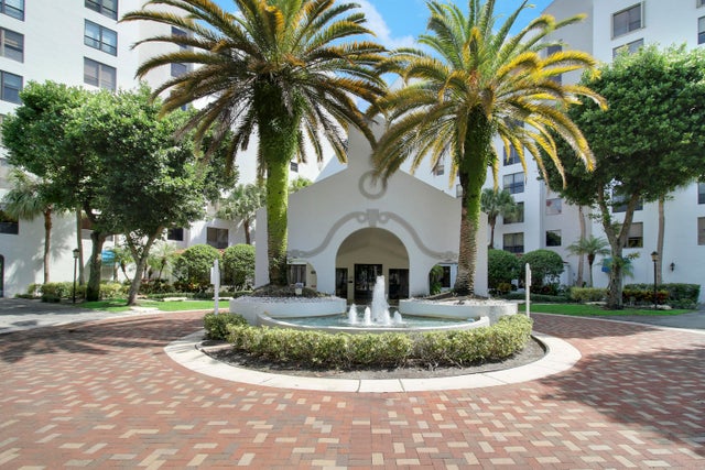 1 of 39 - 7567 Imperial Drive #402, Boca Raton, FL