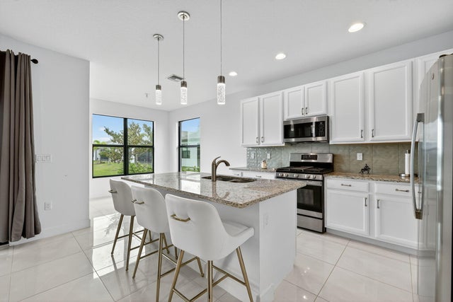 2 of 32 - 12688 Sw Blue Mangrove Parkway, Port Saint Lucie, FL