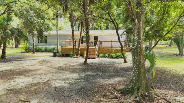 1 of 40 - 855 S Hacienda Street, Clewiston, FL