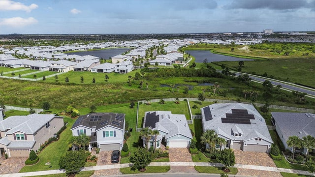 2 of 71 - 10509 Sw Captiva Drive, Port Saint Lucie, FL