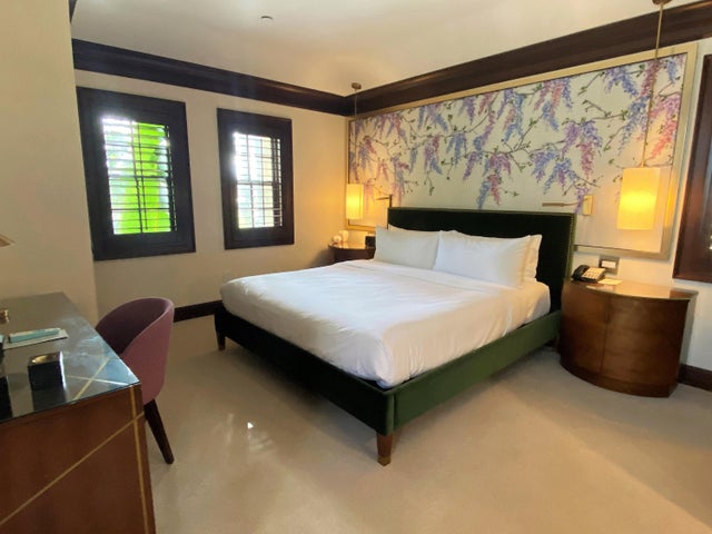 5 of 39 - 301 Australian Avenue #306, Palm Beach, FL