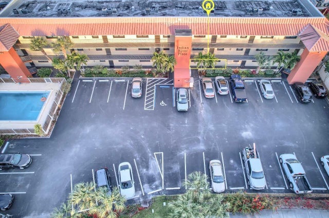 3 of 21 - 701 N Indian River Drive #105, Fort Pierce, FL