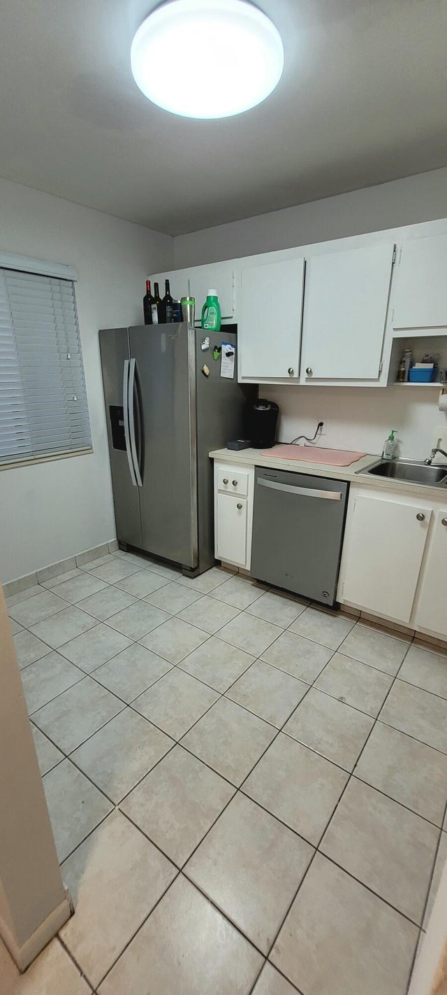 2 of 10 - 4465 Luxemburg Court #103, Lake Worth, FL