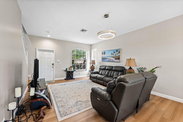 5 of 43 - 6066 Savannah Way, Lake Worth, FL