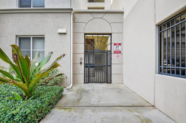 3 of 33 - 1116 Renaissance Way #116, Boynton Beach, FL