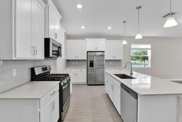 3 of 18 - 1168 Sterling Pine Place, The Acreage, FL