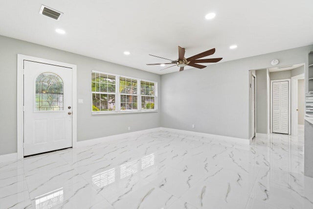 4 of 25 - 152 Se 28th Court, Boynton Beach, FL