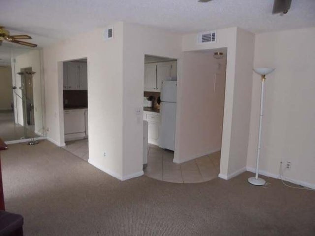 4 of 12 - 246 Fanshaw F, Boca Raton, FL