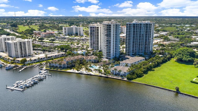 5 of 58 - 108 Water Club Court N, North Palm Beach, FL