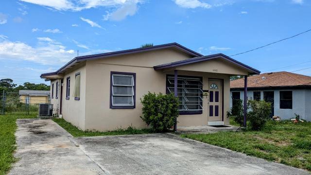 3 of 14 - 1440 W Ac Evans Street, Riviera Beach, FL