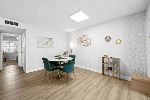 5 of 24 - 1025 S Dr #b, Delray Beach, FL