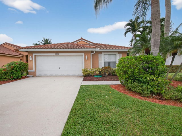2 of 32 - 6219 Grand Cypress Circle, Lake Worth, FL