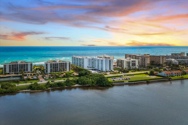 3 of 34 - 3450 S Ocean Boulevard #324, Palm Beach, FL