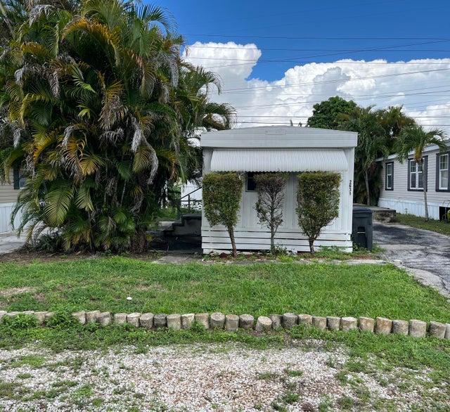 1 of 9 - 2631 Sw 54th Street, Dania, FL
