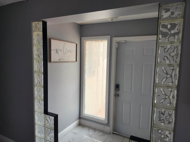 2 of 15 - 4317 S Landar Drive, Lake Worth, FL