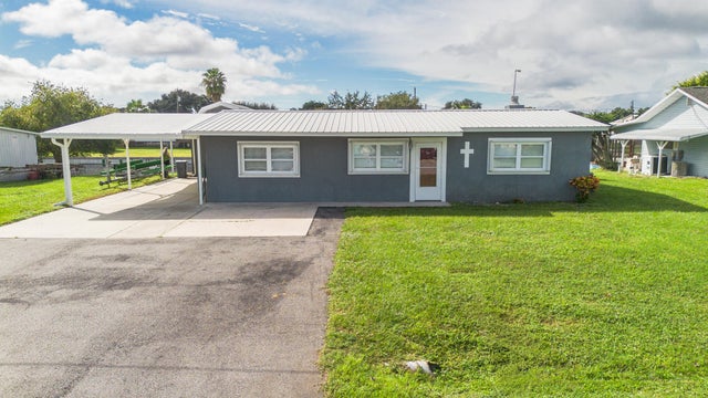 1 of 41 - 2116 Se 31st Street, Okeechobee, FL