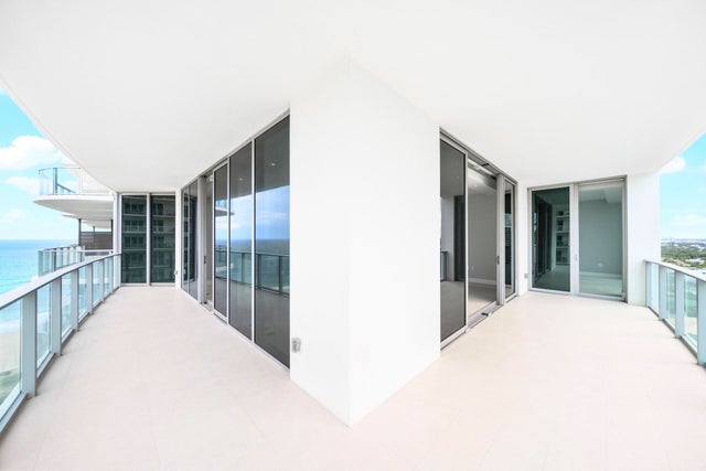 3 of 102 - 3100 N Ocean Drive #h-1509, Singer Island, FL