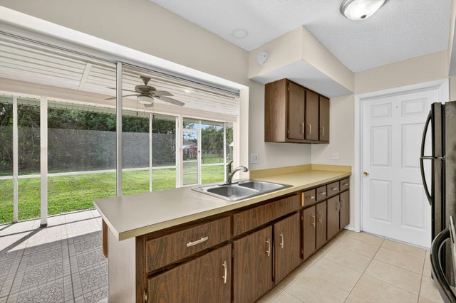 5 of 15 - 749 Sw Broadview Street, Port Saint Lucie, FL