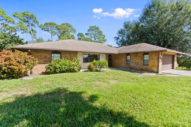 2 of 44 - 1537 Se Blockton Avenue, Port Saint Lucie, FL