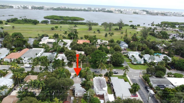 1 of 3 - 809 N Lakeside Drive, Lake Worth Beach, FL
