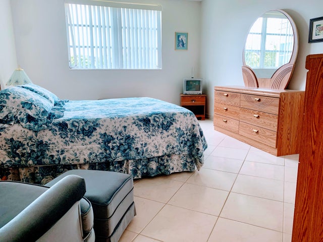 4 of 27 - 2800 Nw 47th Terrace #304b, Lauderdale Lakes, FL