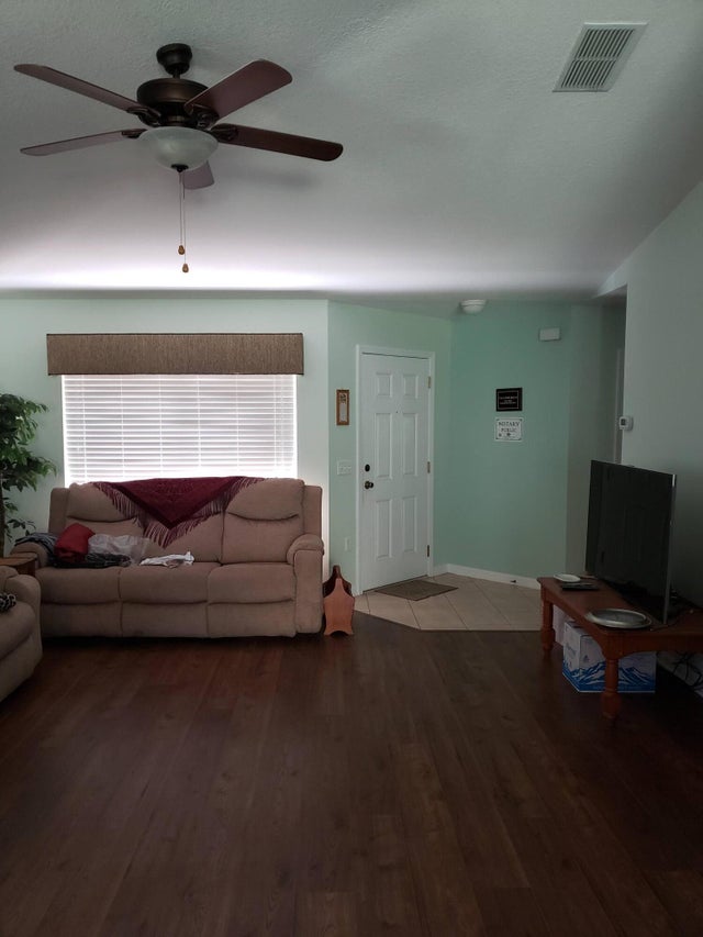 4 of 22 - 627 Vineyard Way, Poinciana, FL