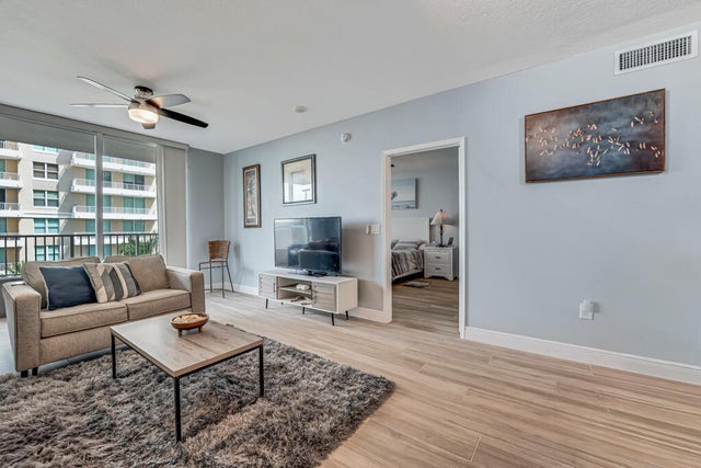 5 of 46 - 625 Casa Loma Boulevard #707, Boynton Beach, FL