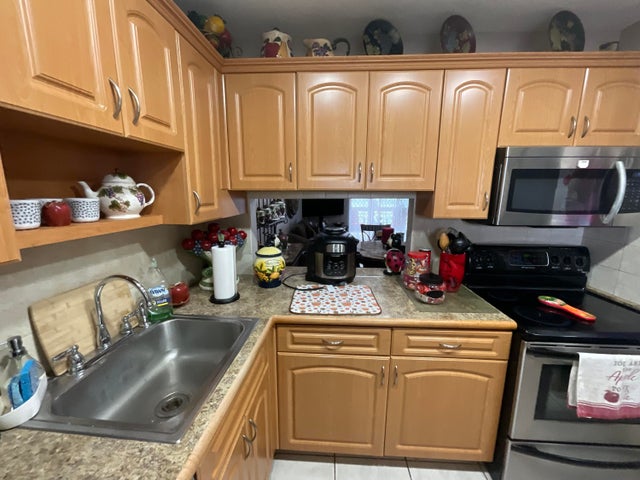 2 of 65 - 2728 Garden Drive N #415, Lake Worth Beach, FL
