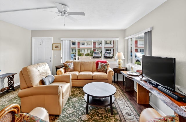 1 of 43 - 3160 Lake Osborne Dr #107, Lake Worth Beach, FL