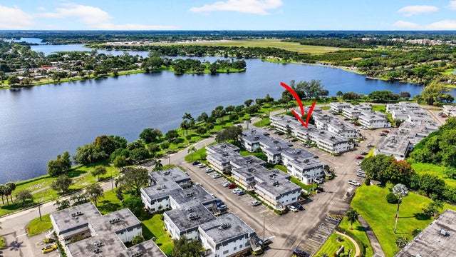 3 of 43 - 3160 Lake Osborne Dr #107, Lake Worth Beach, FL