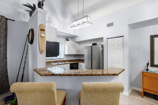 4 of 26 - 1581 Se Pomeroy Street #8-2, Stuart, FL