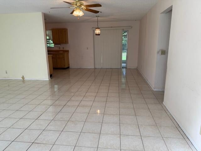 4 of 19 - 169 Dove Circle, Royal Palm Beach, FL