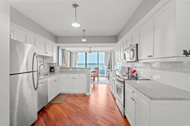 1 of 34 - 124 Lakeshore Drive #5290, North Palm Beach, FL