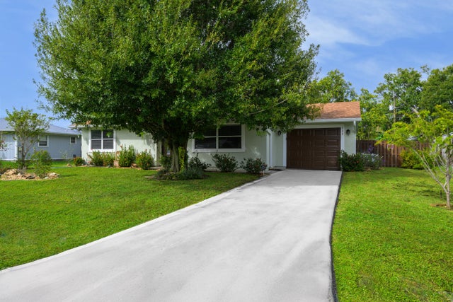 4 of 29 - 738 Ne Lanfair Street Ne, Port Saint Lucie, FL