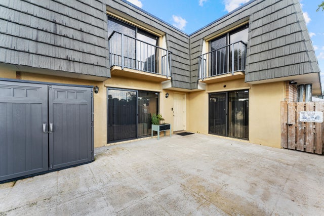 2 of 46 - 2410 24th Way, West Palm Beach, FL