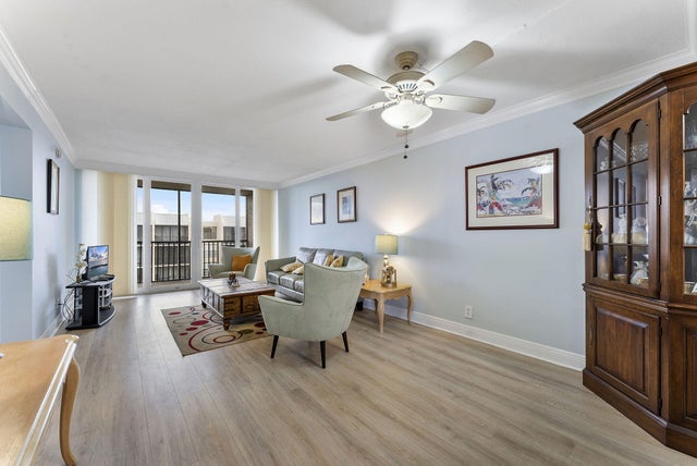 4 of 23 - 8 Royal Palm Way #6040, Boca Raton, FL