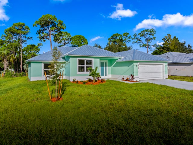 2 of 39 - 5605 Seagrape Drive, Fort Pierce, FL