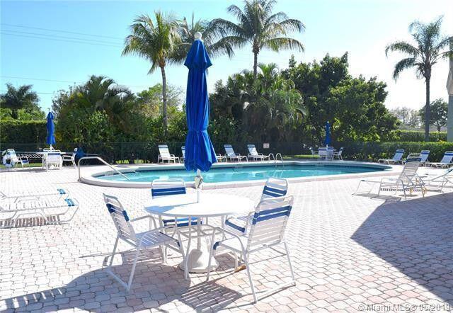 1 of 12 - 555 Banyan Tree Lane #5, Delray Beach, FL