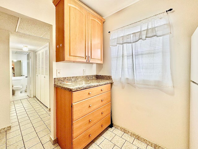 4 of 28 - 5181 W Oakland Park Boulevard #212, Lauderdale Lakes, FL