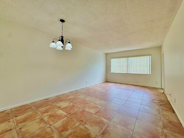 5 of 28 - 5181 W Oakland Park Boulevard #212, Lauderdale Lakes, FL