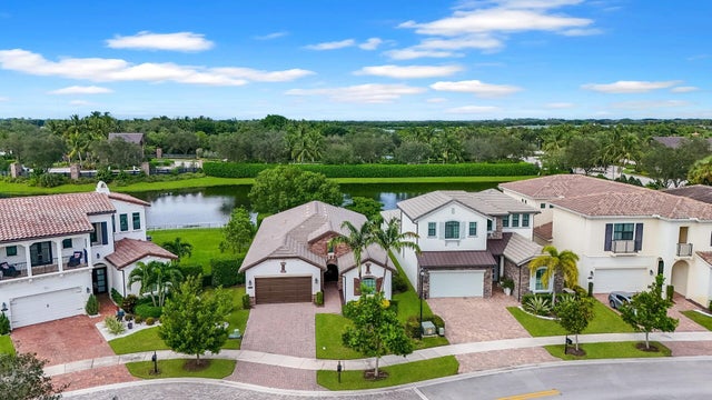 3 of 33 - 8259 Grand Prix Lane, Boynton Beach, FL
