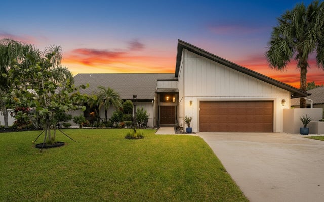 1 of 30 - 9034 Gardens Glen Circle, Palm Beach Gardens, FL