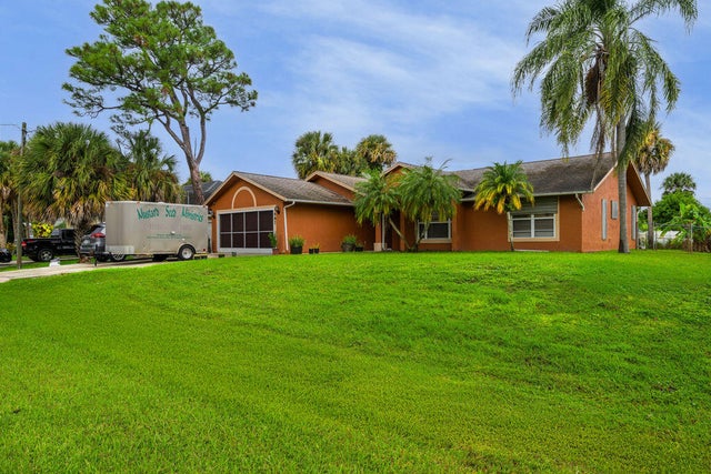 1687 Sw Ruiz Terrace, Port Saint Lucie