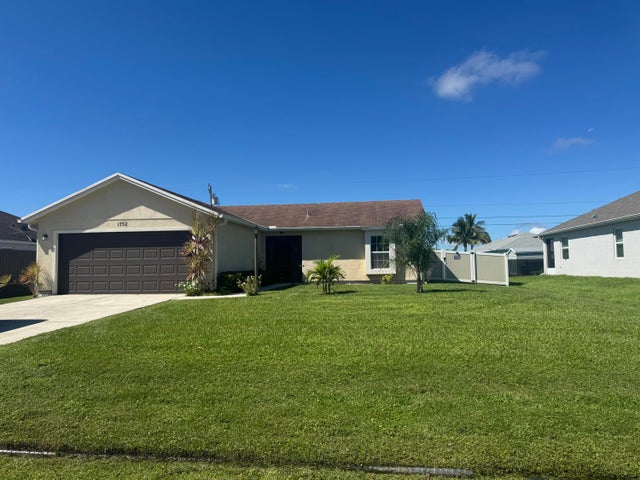 1 of 24 - 1752 Sw Bonanza Street, Port Saint Lucie, FL