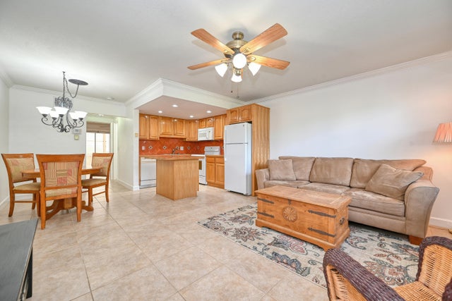 1 of 19 - 102 Coventry E #102, West Palm Beach, FL