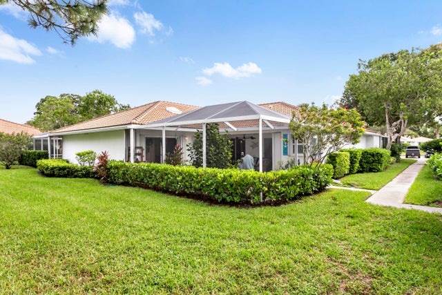 2 of 16 - 9904 Chapman Oak Court, Palm Beach Gardens, FL